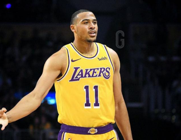 勒布朗·詹姆斯|17中1!詹姆斯的缺阵,却检验出了湖人新星的真实水平