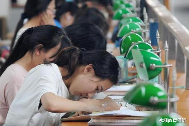大学|大学里“高薪”专业排行，计算机专业仅排第2，榜首月薪轻松过万