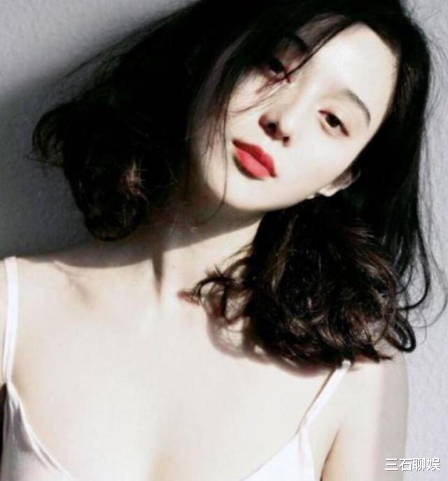 李晨|当年范冰冰李晨联手“封杀”的女星，现在变成人生赢家，简直开挂