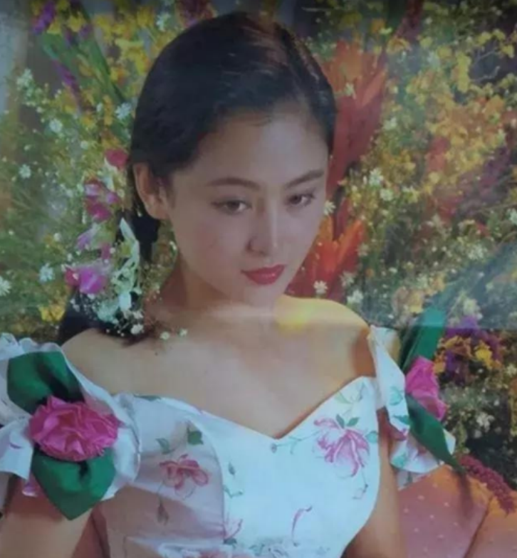 肖浩飞白|未婚先孕逼退倪萍，“上位”陈凯歌，陈红没你想得那么简单