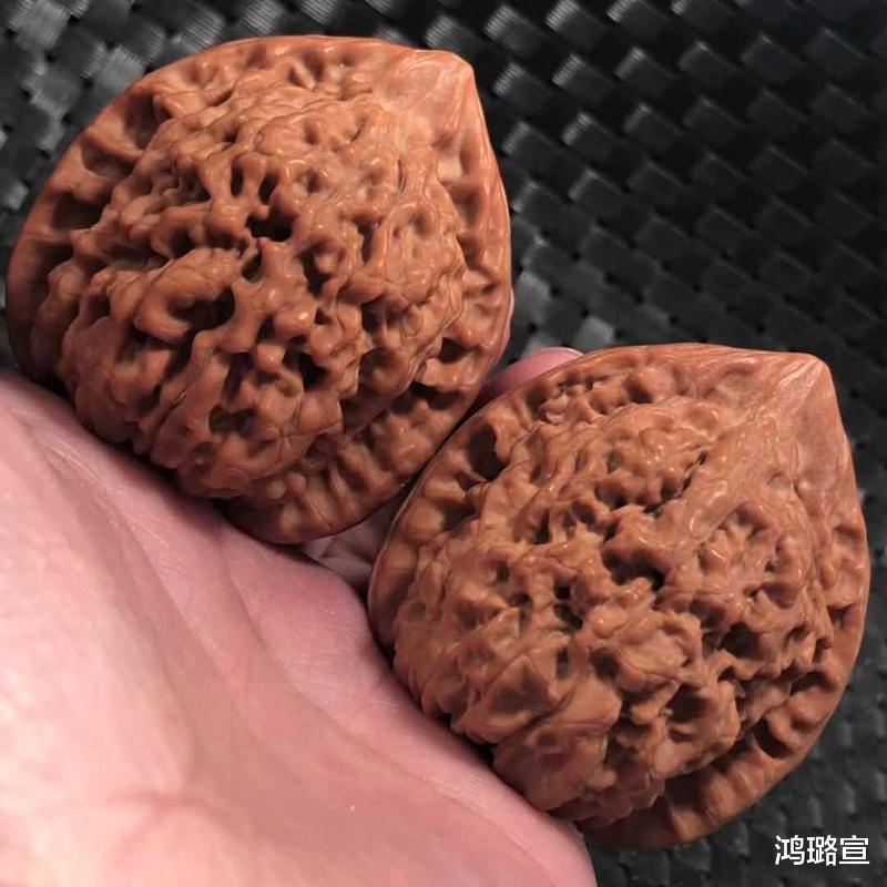 文玩核桃|文玩核桃看的人多买的人少这是为啥？很简单，这3点是永恒的伤！