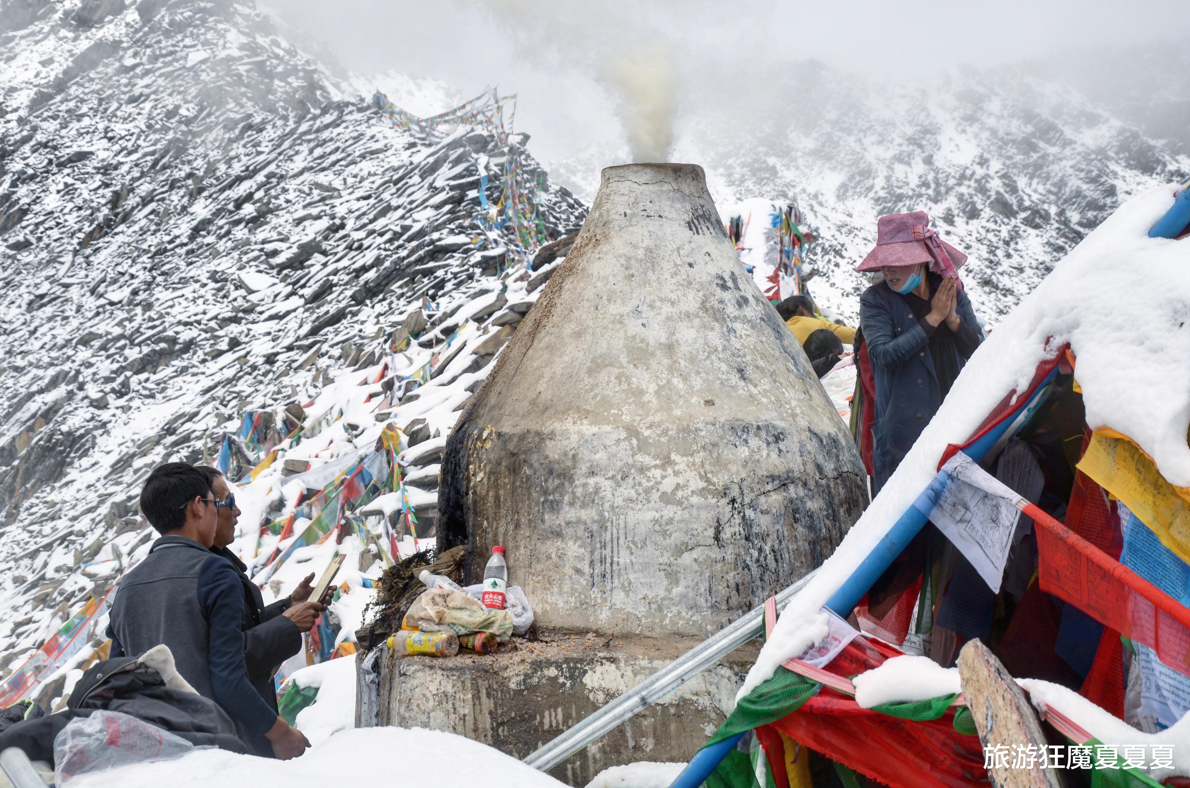  海拔超过4000米的西藏圣湖，据说能看到前世今生，寻访转世灵童就是在此