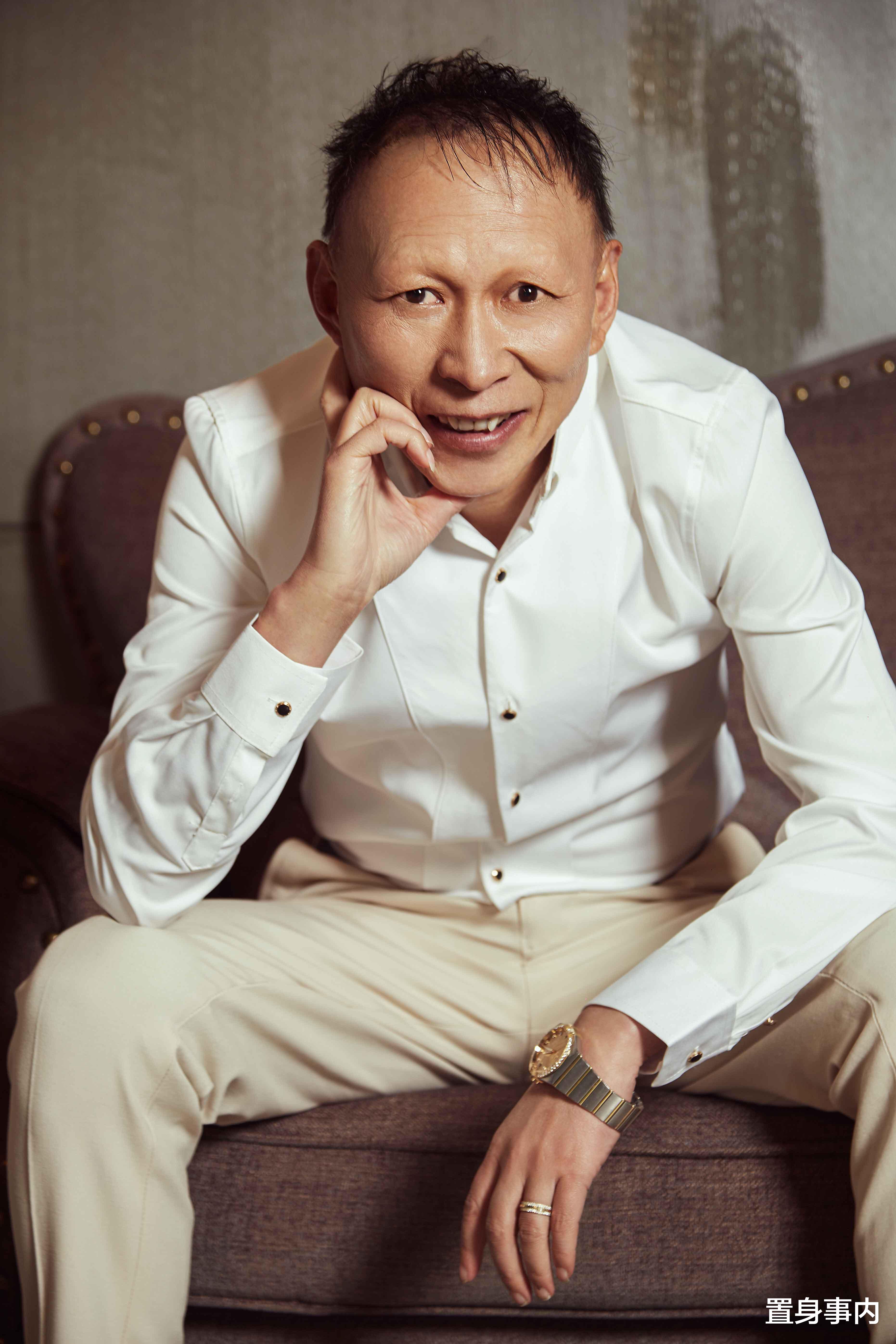 巨兴茂|影视圈的逆袭典范：这5位样貌独特的演员，娶了娇妻挣到大钱