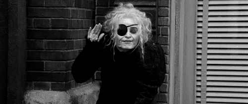 玫瑰|她这么美,可惜疯了