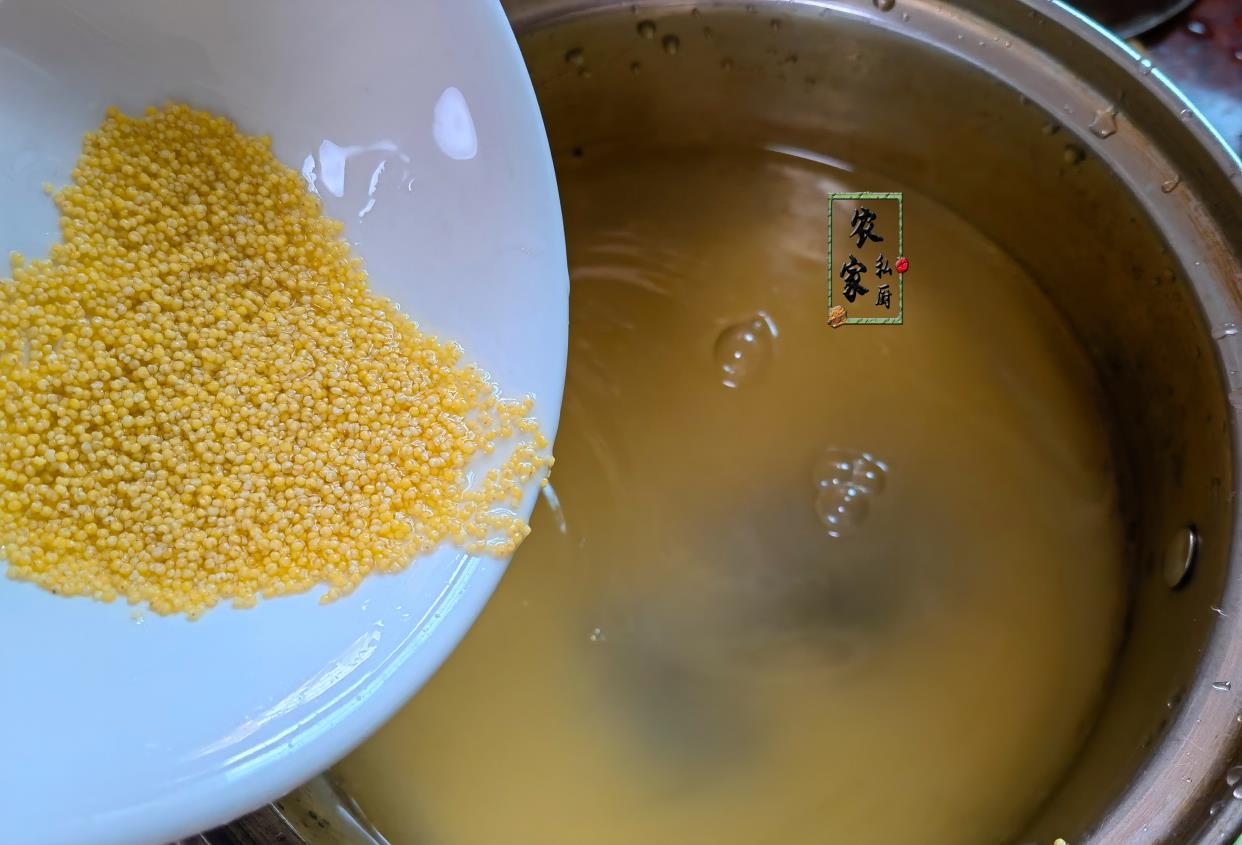 枸杞|喝“秋粥”，建议：多吃这道粥，小米和它是一对，营养滋补润秋燥