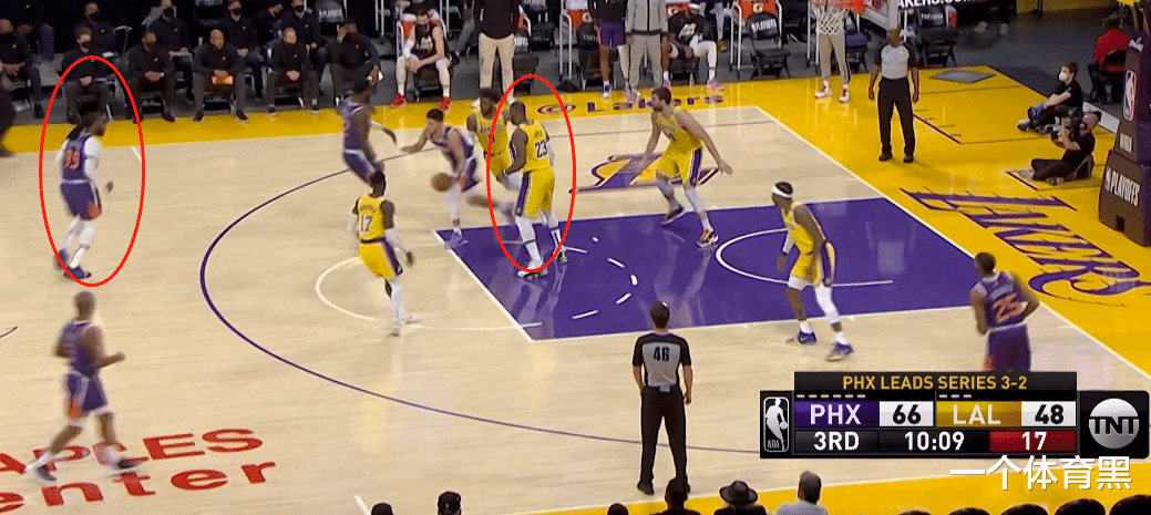 勒布朗·詹姆斯|这就是联盟第一人？生死战5次出现不防守，不是在卡篮板就是抱怨裁判