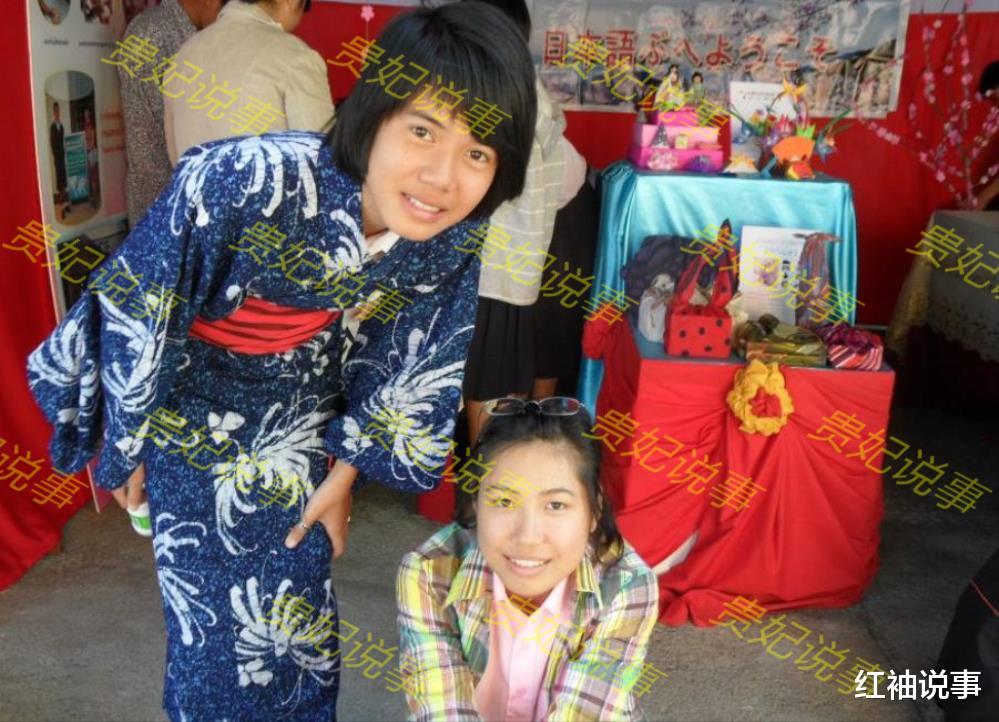 诗妮娜|泰国新贵妃笑容青涩，和服造型又美又仙，超高颜值碾压诗妮娜