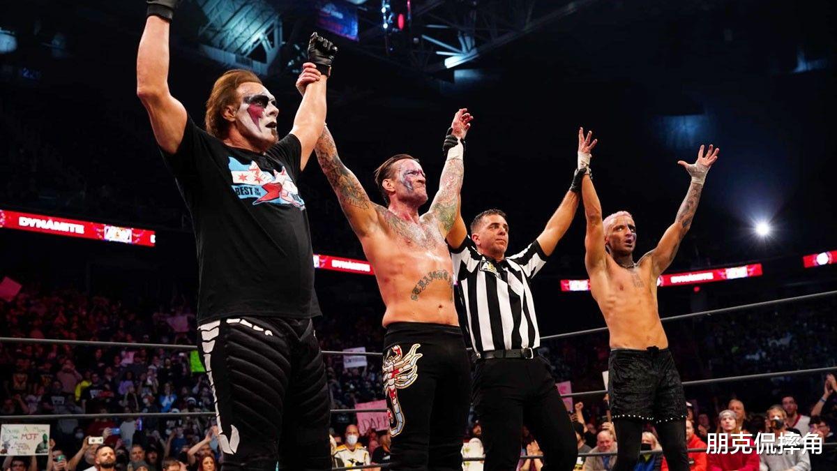 aew|本周AEW收视显著回暖突破百万，CM朋克誓要在2022年再夺金腰带！