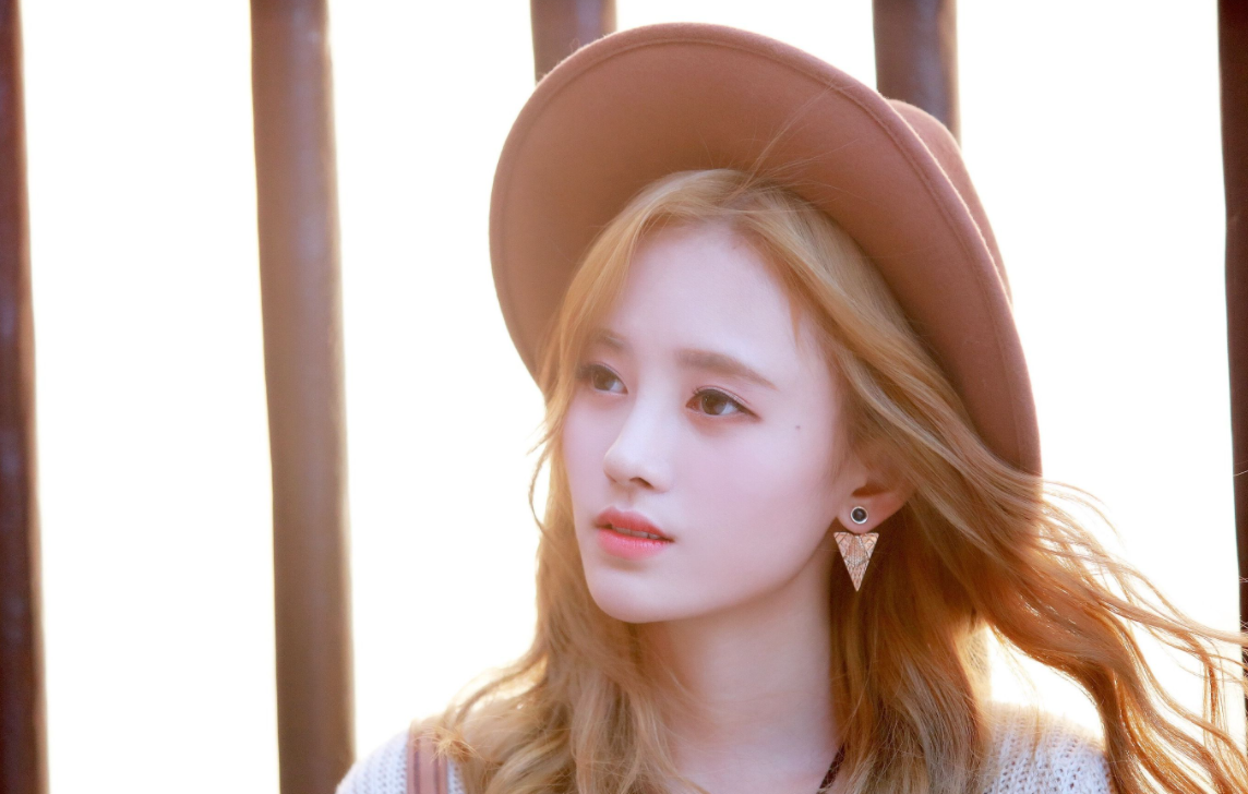 宋雨琦|当女星遇上金发：鞠婧祎御姐杨幂惊艳，程潇像从动漫里抠出来的！