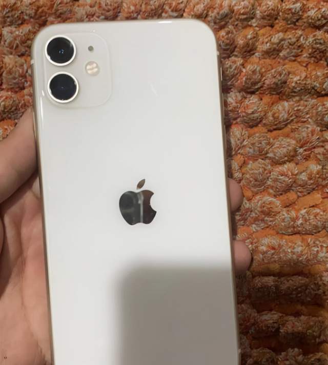 iphone11|翻新iPhone11成本1500，商家卖2500，小白还以为是良心商家！