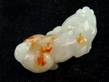 翡翠|洒金翡翠是不是生锈？