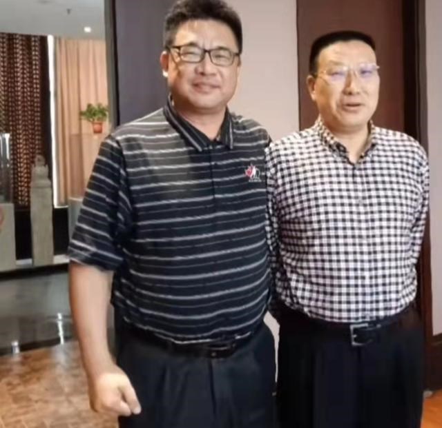 阳光语言矫正说|北海舅舅晒行程，早上馄饨下午包公祠，网友期待姚威一家游北海