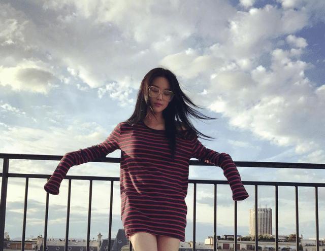 迪丽热巴|张馨予巴黎进修油画，大胆穿紧身衣秀身材，人都变漂亮了！