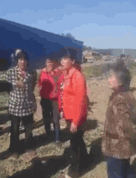 |“和男朋友住主题酒店，很纳闷浴室里的这东西是干啥用的？”啊哈哈哈！