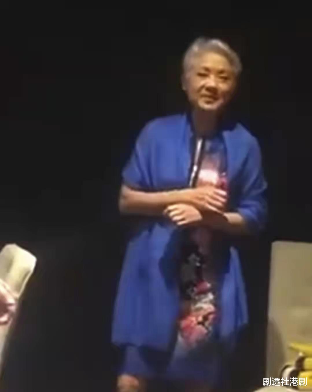 叶丽仪|惊喜！73岁香港知名女歌手罕见露面献唱，曾不幸患上乳癌历经坎坷