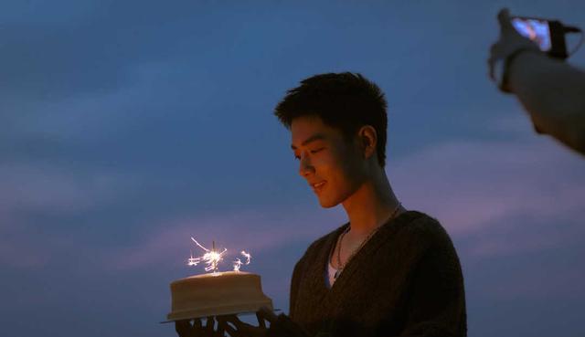 阿兰陵 肖战新年日历,工作室发誓照片没有库存了,哈哈!