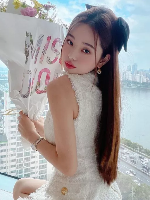 宋智雅|花千万营销的新晋小花，被扒整容、媚男还碰瓷Jennie，她配吗？