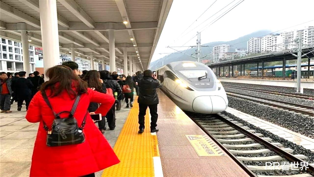 RR看世界 湖南新修一条跨省高铁,长度仅52.935公里,却是湖贵两省重点项目