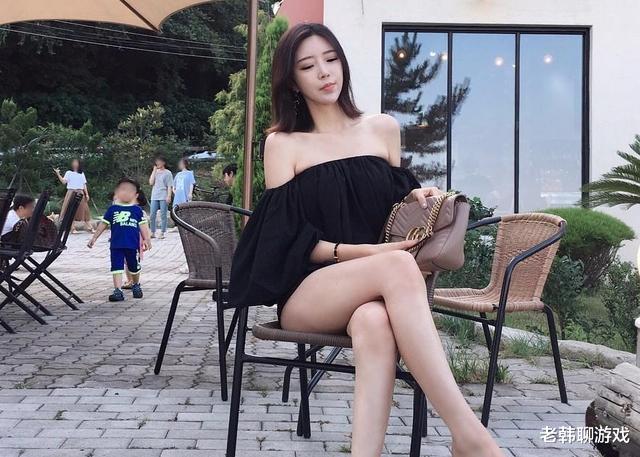 |韩国女主播拥有不少粉丝，坚持健身成就了她的现在