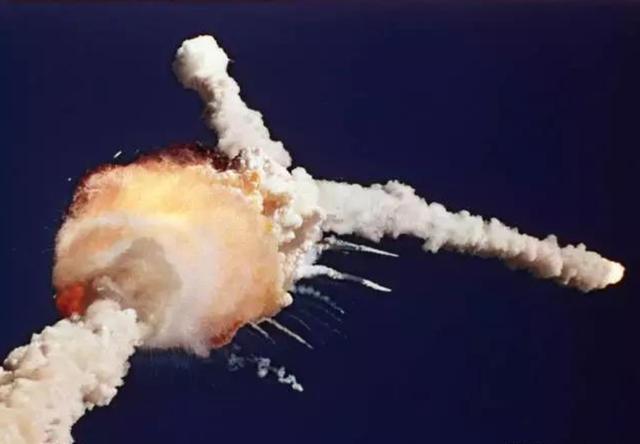 宇航员 为什么在太空站丧命的宇航员不能被运回地球？