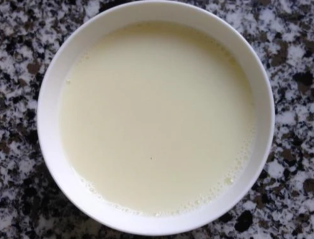 牛牛鸭|49岁女子被失眠折磨3年，医生：1物是天然“助眠剂”，若爱吃，可酣然入梦