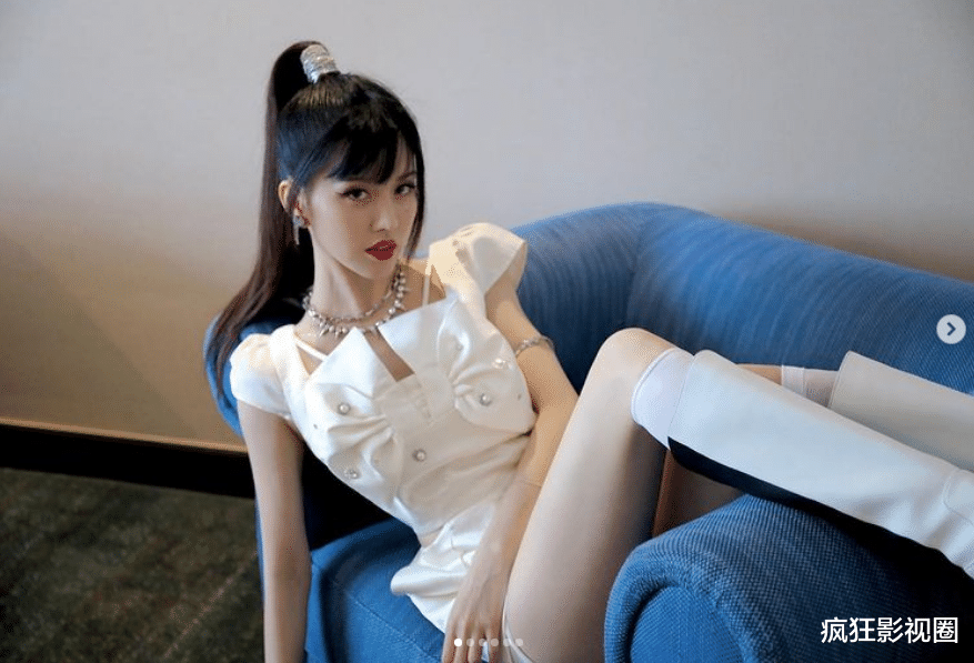 许佳琪|越锤越糊，即使没有王力宏，BY2也不再是曾经的“邻家小妹”