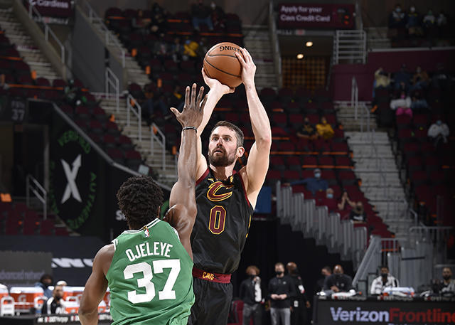 凯尔特人队|超级大冷！乐福轰30+14梦回巅峰，绿军惨遭羞辱，篮网连收大礼