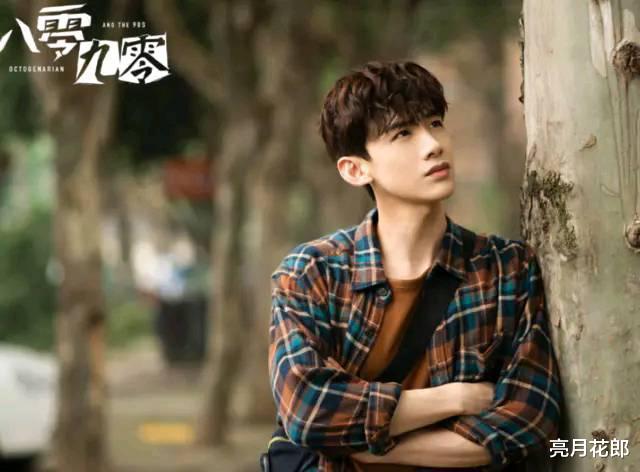 王一博|白敬亭一步步走红，是娱乐圈最大的“耻辱”？这么说真的对吗？