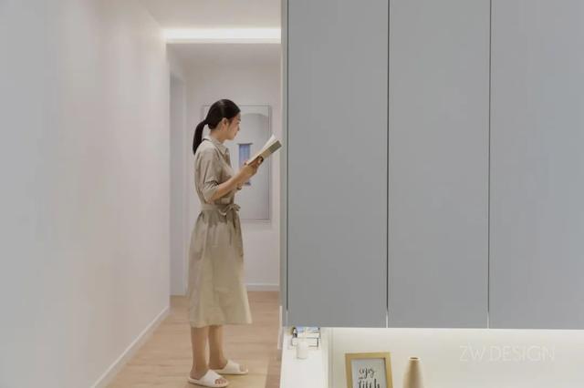 103㎡现代简约，留白+原木+绿植，让生活悠闲舒适有故事