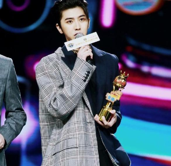 杨超越|除了“鸡你太美”，蔡徐坤其他的歌你听过吗？