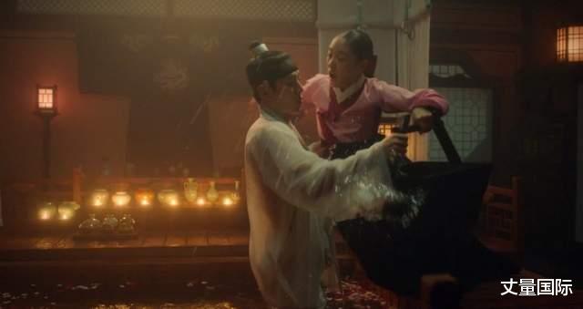 衣袖|《衣袖》7个剧情完美对称! 王的等待&她的等待神对称, 却好心酸