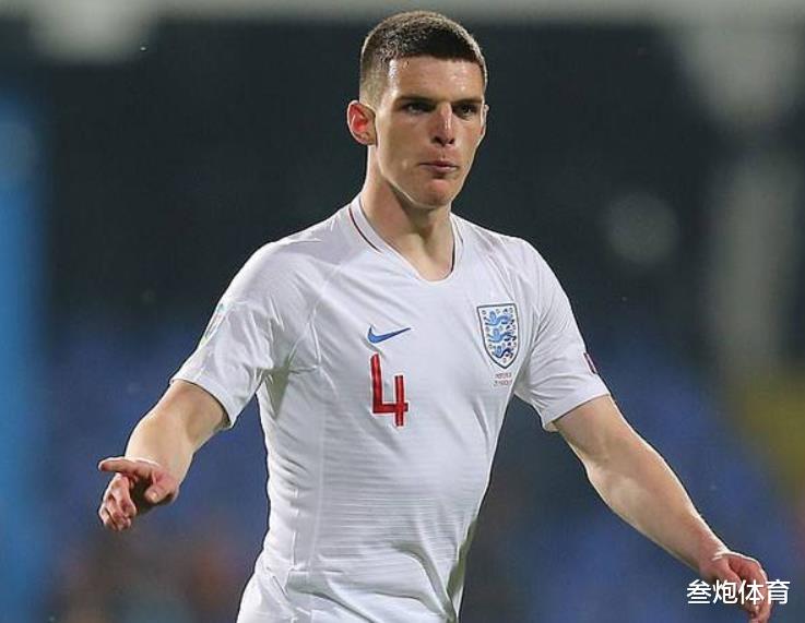 曼城|曝曼城强挖曼联目标，24岁中场=1亿！瓜帅雄心显露：一超多强格局