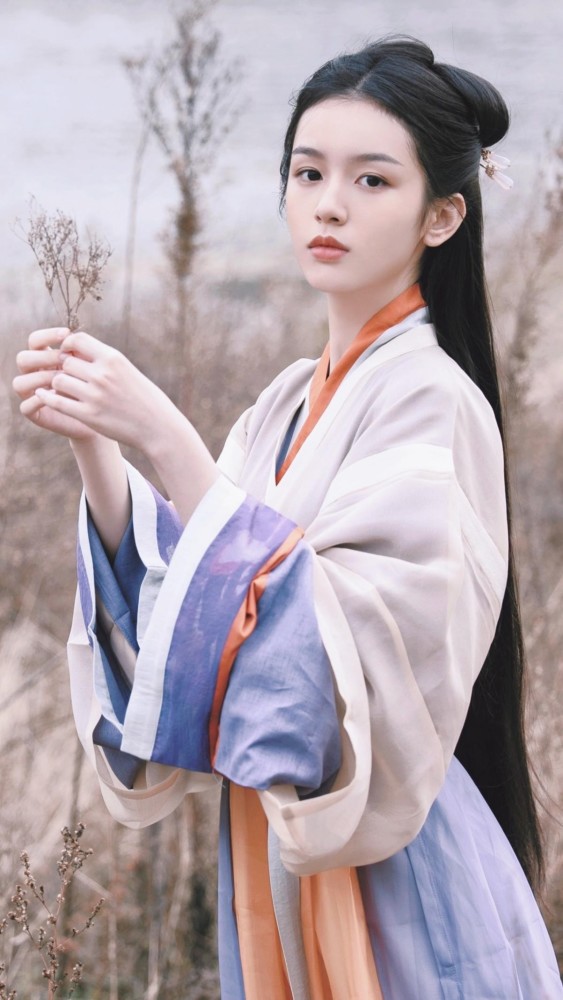 心动4|当红小花突然被曝恋情，和爱豆密会4天，网友直呼不能接受！