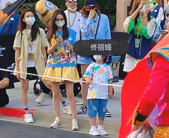 佟丽娅|佟丽娅假离婚？白宇朱一龙再合作？乔欣相亲？