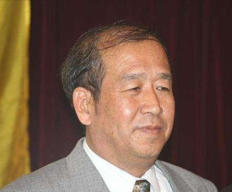 李来群|从煤矿工人成长起来的中国象棋特级大师，“五七炮校长”：刘殿中