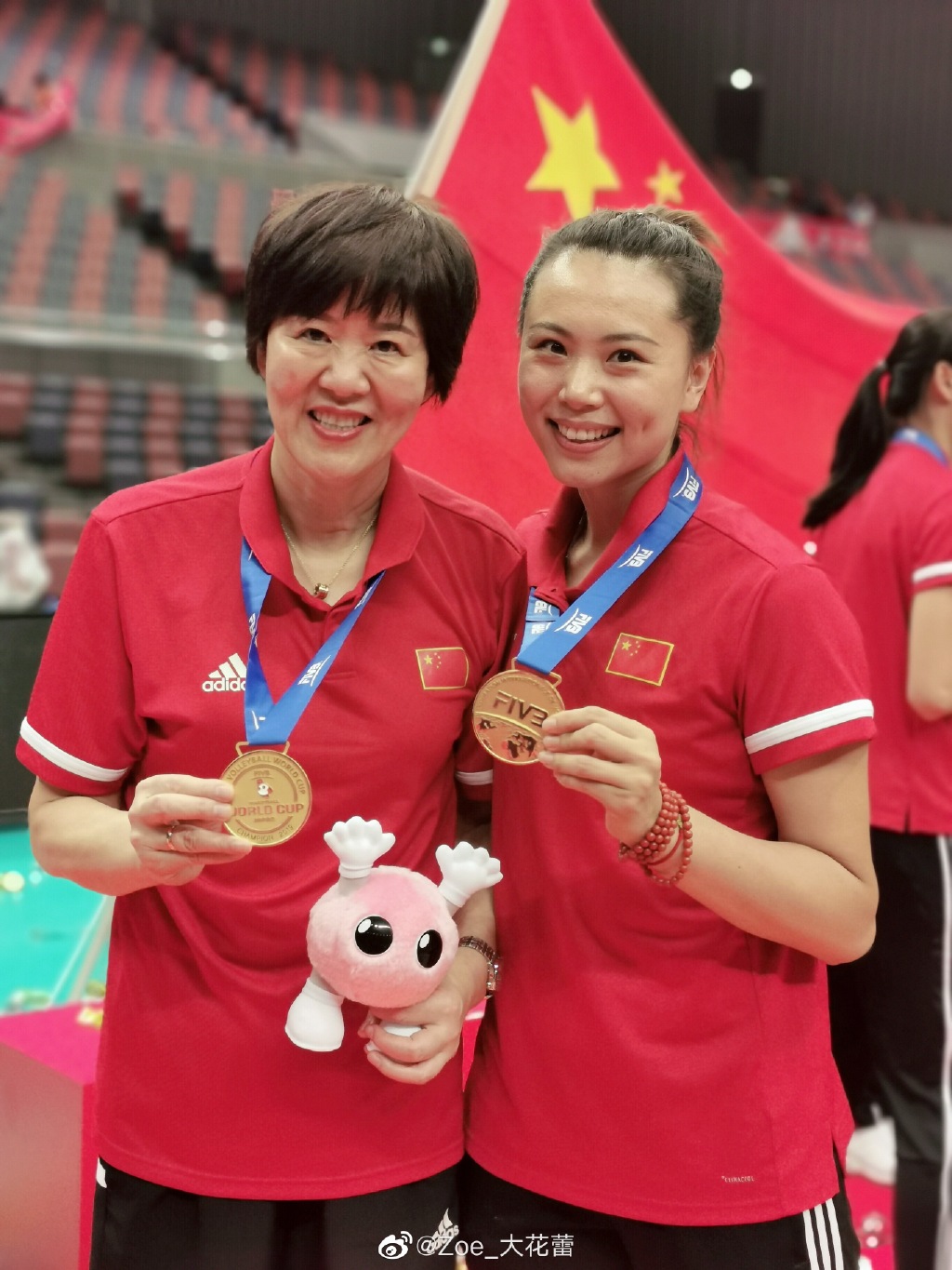 曾春蕾|女排曾春蕾最新近照曝光：生娃后发福明显，肉乎乎的脸蛋甜美可爱