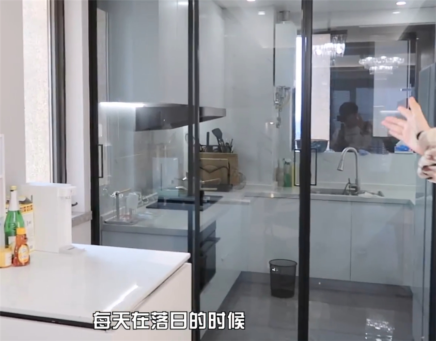 |杭州姑娘用3个月改造租房，平平无奇的租屋，入住后却干净又高级
