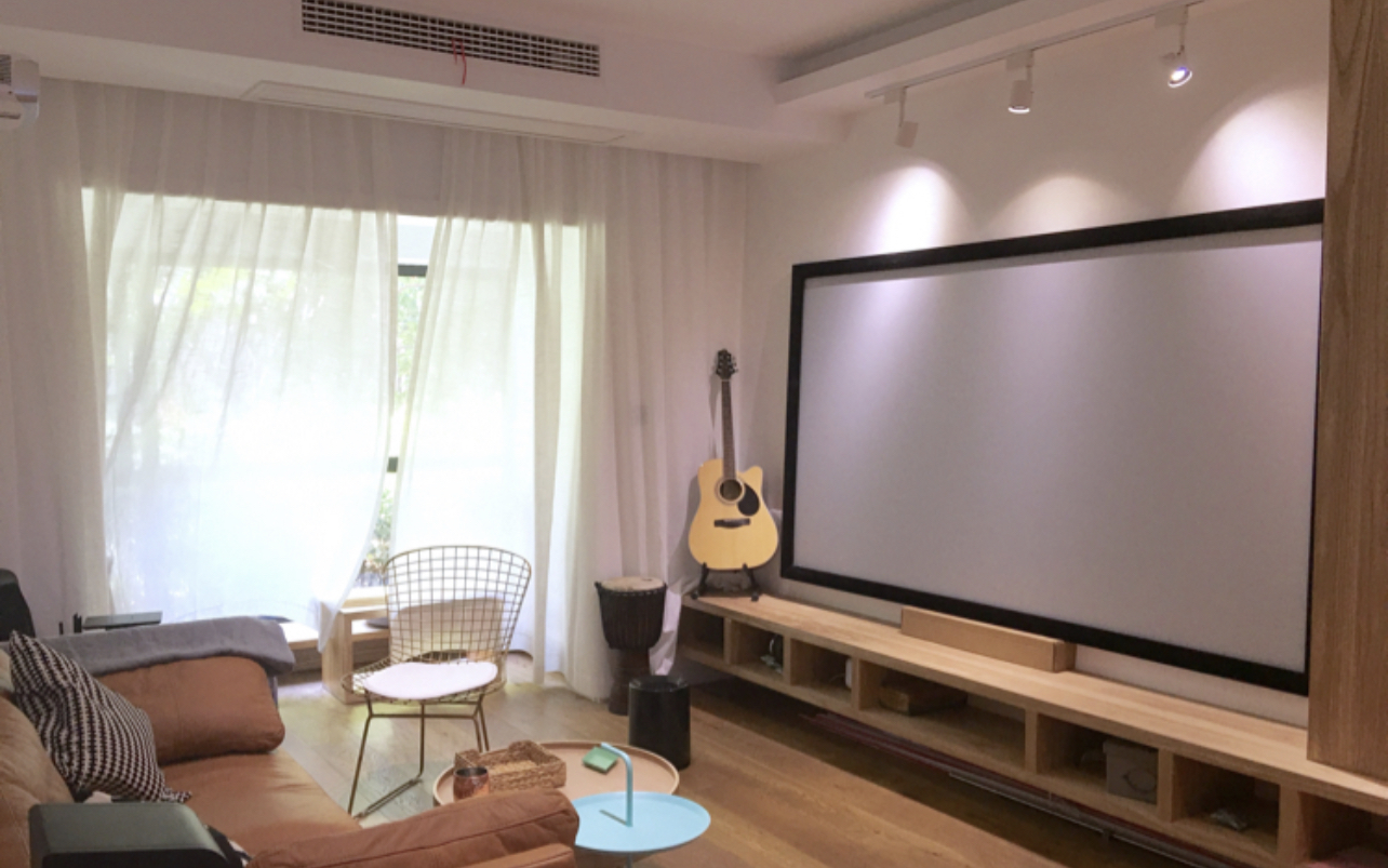 新住家居|越来越多人不吊顶、不做电视背景墙，改用更省钱方案，简约又漂亮