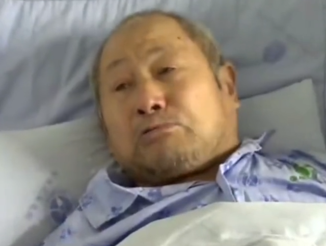 父亲重病在医院,两个不孝子为争夺房产,拒绝签署父亲治病通知书