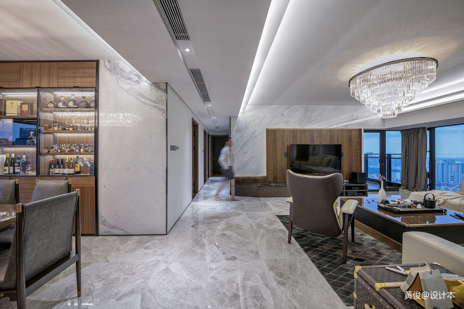 |好的设计，应首要把以人为本放在首位，美感