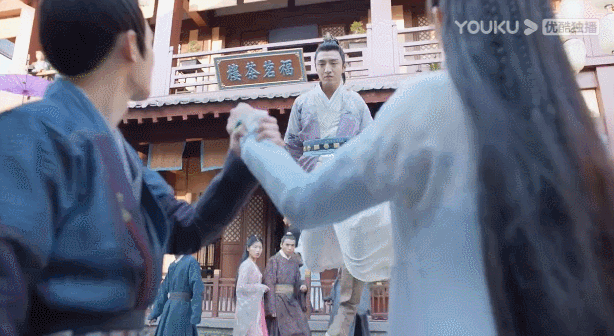 金瀚|救命！这也太辣眼睛了