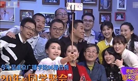 春妮|央视主持人刚强：41岁娶2婚春妮，43岁意外得子取名“刚好”