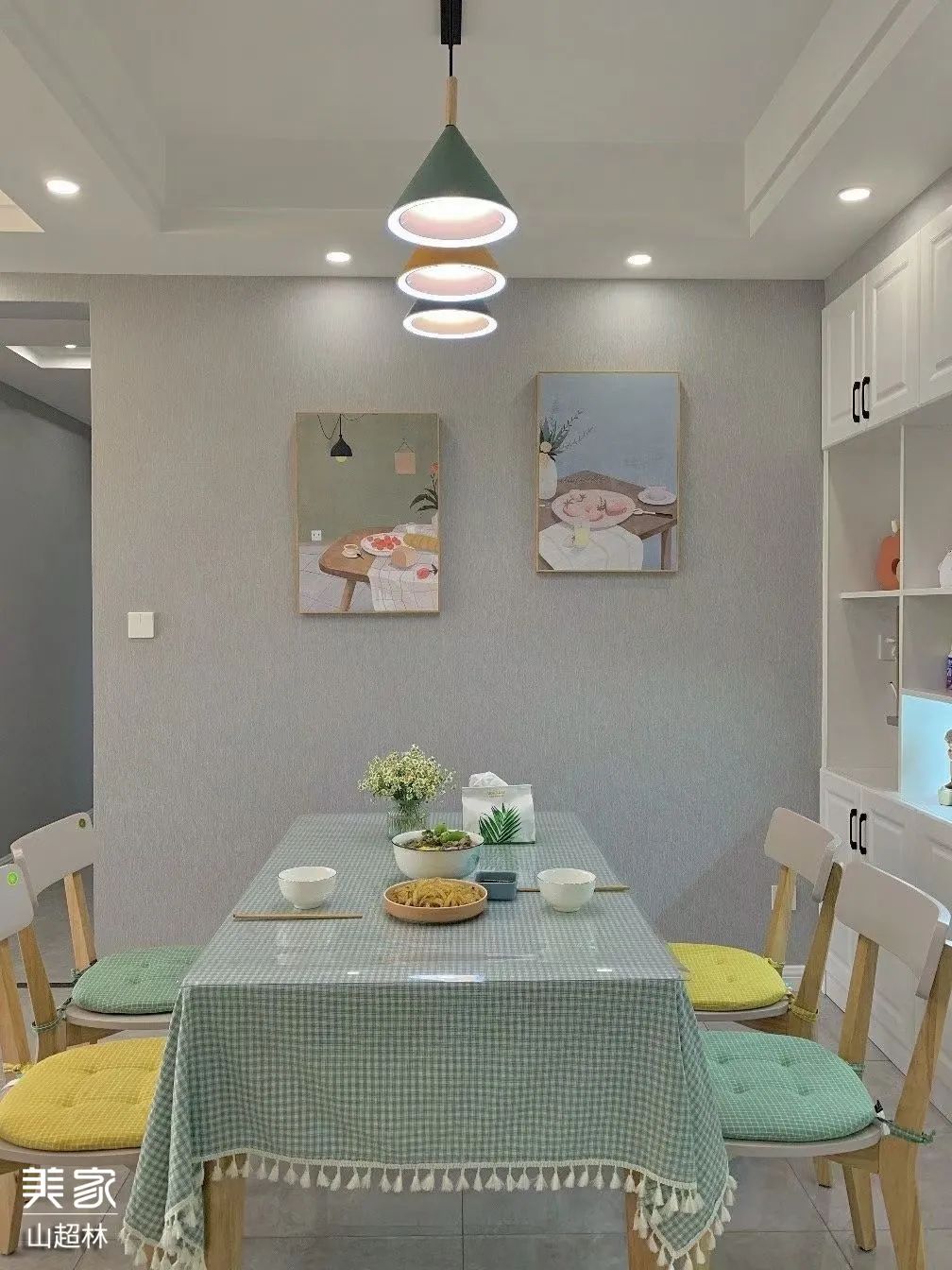 小户型没有阳台这样装太有才了，照着他家抄就对了！