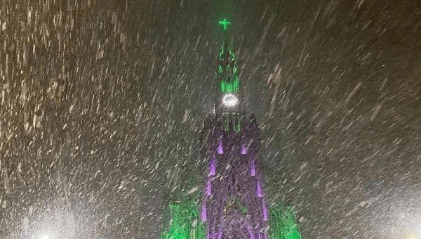  巴西地区出现降雪，62年一遇，地球到底在变暖还是变冷呢？