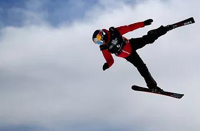 羊城派 转战世界杯，谷爱凌因失误无缘坡面障碍领奖台