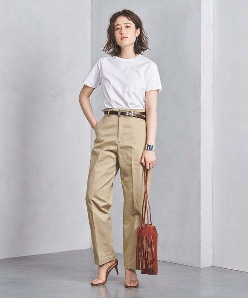 大表姐的时尚圈|很适合小个子的搭配：阔腿裤+T恤，注意面料变化，让造型更有魅力