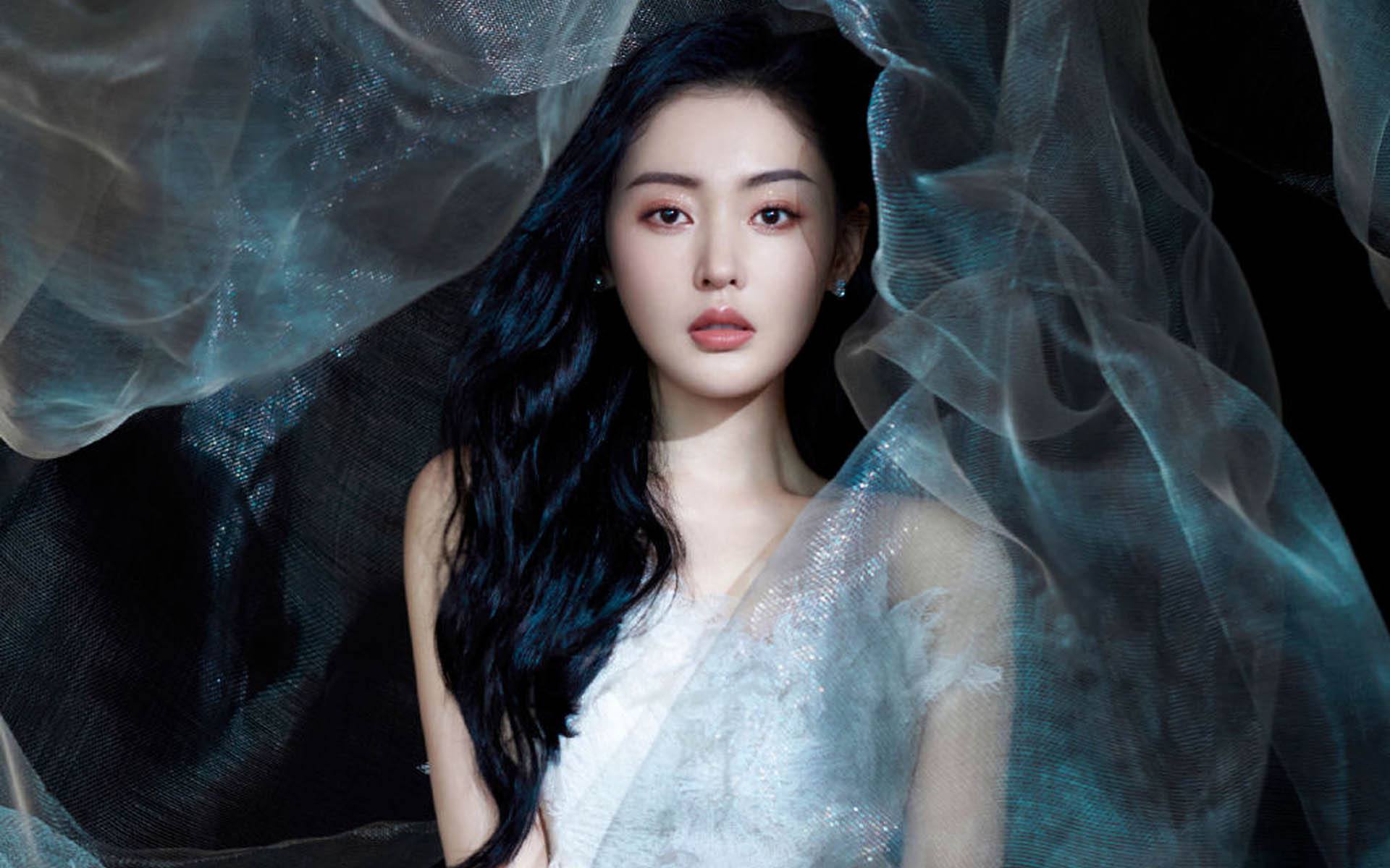 杜华|劈叉女星接微商代言?张天爱无效营销?杜华退出乐华娱乐?