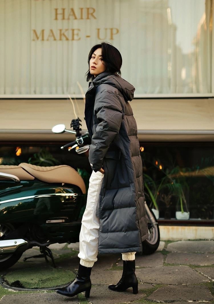 全球时尚风行 冬日的大衣怎么穿更保暖！掌握3点穿搭技巧，高级且修饰身材