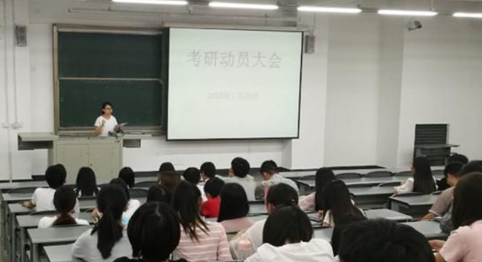 硕士研究生|211大学硕士毕业求职被嫌弃，学历贬值背后，是可怕的“现实”