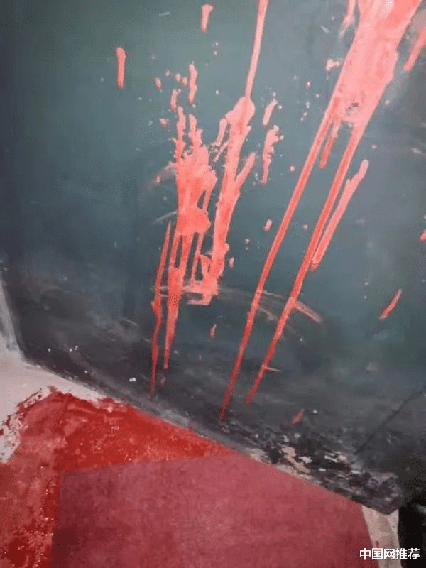 中国网推荐 吃了送错的外卖，1小时后家门被泼油漆, 警方介入调查